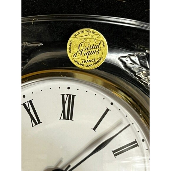 French Cristal d' Araques Clock - Oval Roses Quartz 6 ½ by 4 ½ ” NWOT - Picture 3 of 3